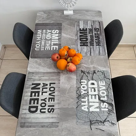 Appartement Welcome To 50m From The Beachfront Larnaca