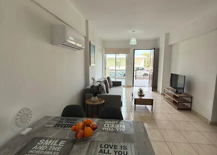 Welcome To 50m From The Beachfront Апартаменты *