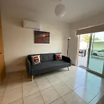 Welcome To 50m From The Beachfront 公寓 拉纳卡